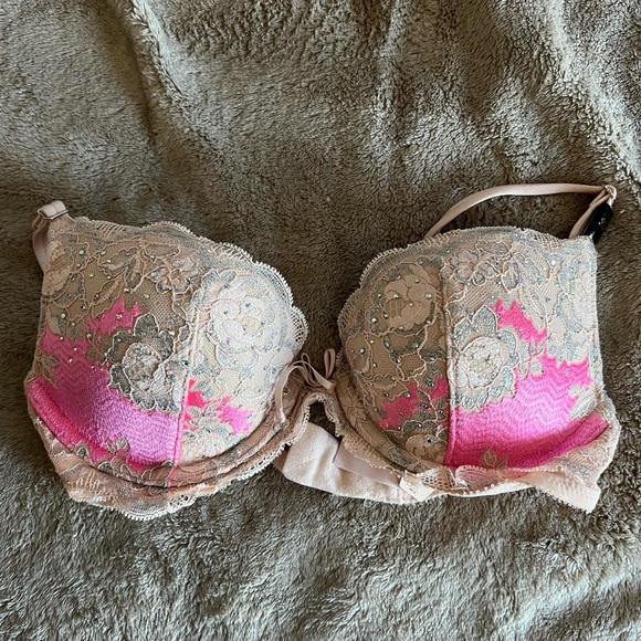 Other - Victoria’s Secret very sexy bra